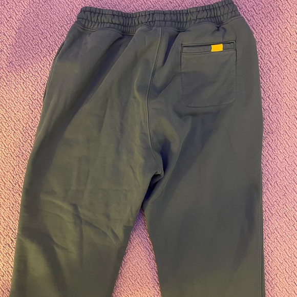 Yellow Label Co. matching set- crew neck and sweatpants in green - Picture 7 of 11